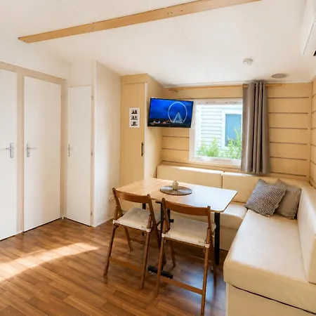 Superbe Mobilhome 3ch-6 Pers Tv, Wifi 5g, Climatisation - Homair 3 Etoiles Кемпинг