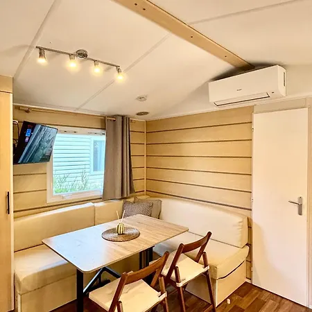 Superbe Mobilhome 3ch-6 Pers Tv, Wifi 5g, Climatisation - Homair 3 Etoiles * Ivry-la-Bataille