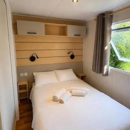 Superbe Mobilhome 3ch-6 Pers Tv, Wifi 5g, Climatisation - Homair 3 Etoiles * Ivry-la-Bataille
