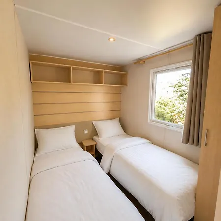 Superbe Mobilhome 3ch-6 Pers Tv, Wifi 5g, Climatisation - Homair 3 Etoiles Ivry-la-Bataille